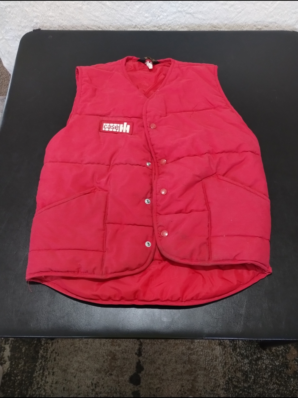 Vintage 70's Case IH Red Quilted Snap-Front Puffer Vest Sz Medium